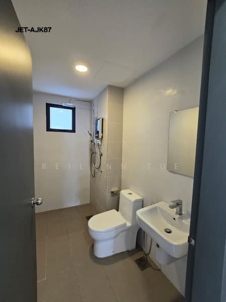 Service Residence for Rent at TRIO By Setia - Reilynn Tue - Bathroom - PropertyGuru.com.my