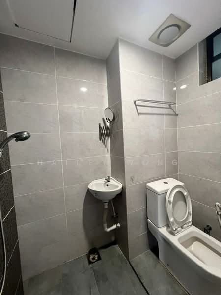 Condominium for Sale at Grand View - Hailey Wong - Bathroom - PropertyGuru.com.my