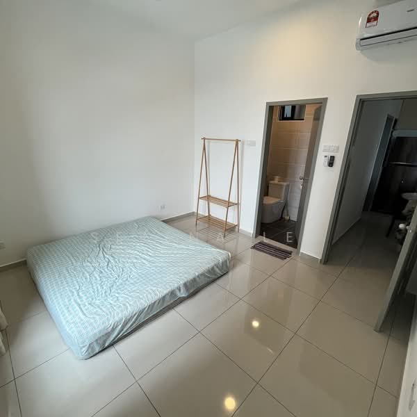 Servis Apartment untuk Disewa di B11 Parkland Residence - Serena Lee - Bedroom - PropertyGuru.com.my
