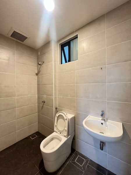 Service Residence for Rent at B11 Parkland Residence - Serena Lee - Bathroom - PropertyGuru.com.my