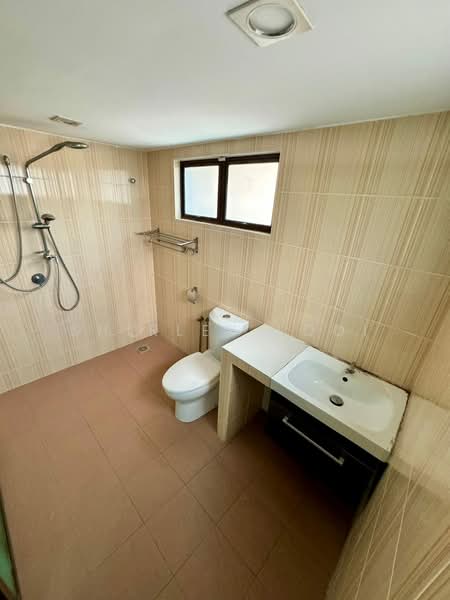 Rumah Teres 2 Tingkat untuk Dijual di Bukit Jelutong (Shah Alam) - Shirley Looi - Bathroom - PropertyGuru.com.my