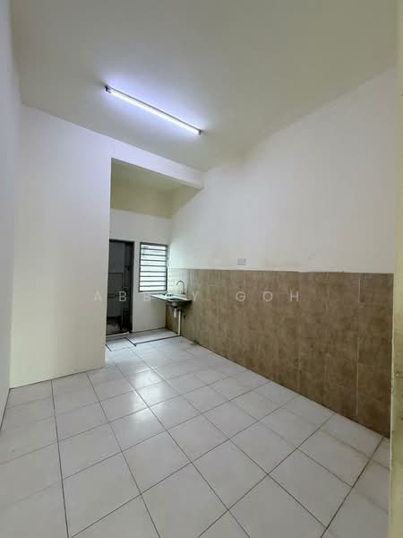 Rumah Teres 2 Tingkat untuk Disewa di Taman Tambun Permai (Simpang Ampat) - Abbey Goh - Kitchen - PropertyGuru.com.my