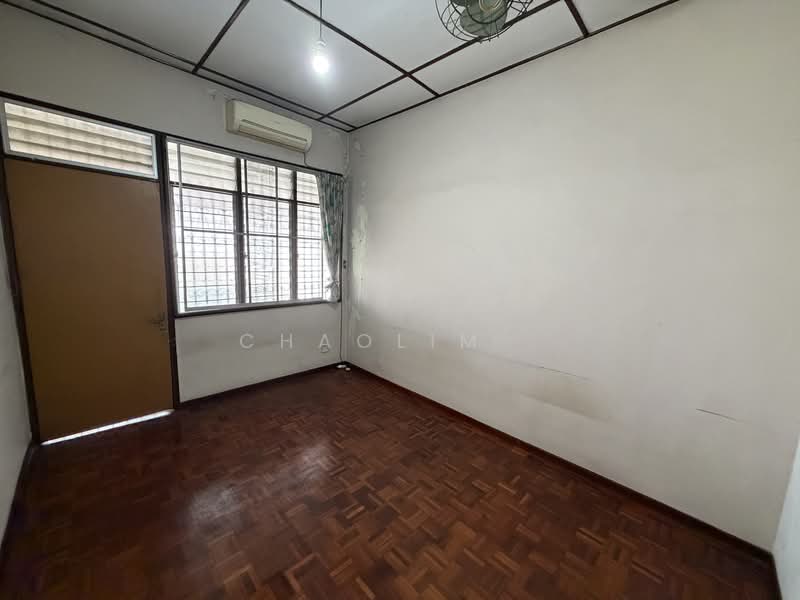 Rumah Teres 2 Tingkat untuk Dijual di Taman Overseas Union (Taman Oug) (Jalan Klang Lama (Old Klang Road)) - ChaoLim . - Interior - PropertyGuru.com.my