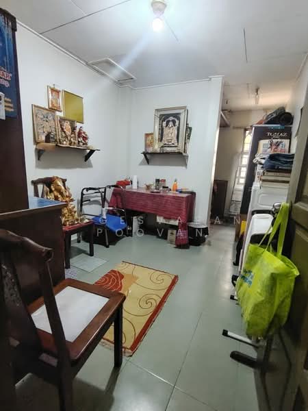 Rumah Teres 2 Tingkat untuk Dijual di Kinrara Residence (Puchong) - Yogesvaran Poovan - Living Room - PropertyGuru.com.my