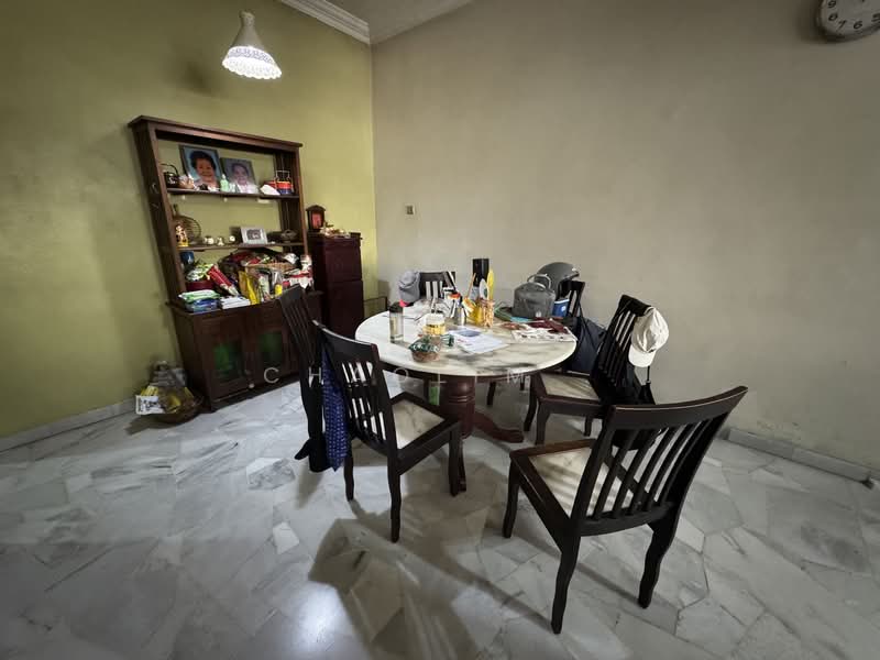 Rumah Teres 2 Tingkat untuk Dijual di Taman Overseas Union (Taman Oug) (Jalan Klang Lama (Old Klang Road)) - ChaoLim . - Dining Room - PropertyGuru.com.my