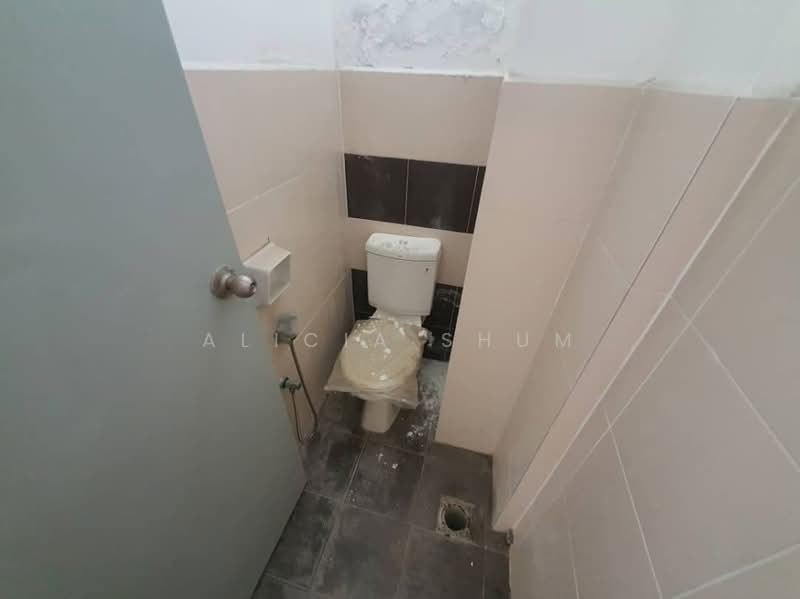 Factory for Rent in Iskandar Puteri (Nusajaya) (Johor) - Alicia Shum - Bathroom - PropertyGuru.com.my