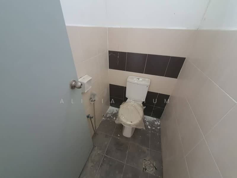 Factory for Rent in Iskandar Puteri (Nusajaya) (Johor) - Alicia Shum - Bathroom - PropertyGuru.com.my