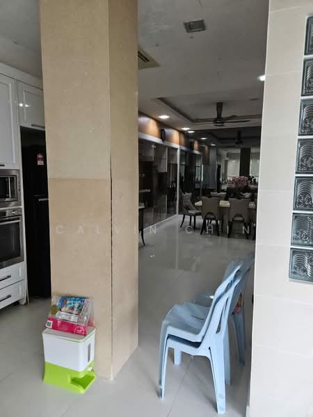 3.5-storey Terraced House for Sale in Duta Suria (Ampang) - calvin Chin - Kitchen - PropertyGuru.com.my