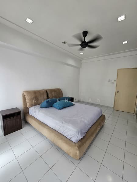Kondominium untuk Disewa di Sterling - Allen Tan - Bedroom - PropertyGuru.com.my