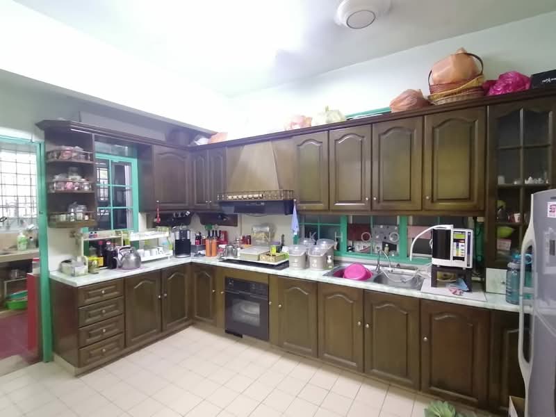 Bungalow for Sale in Taman Desa Country Homes (Rawang) - Evelyn Khoo - Kitchen - PropertyGuru.com.my