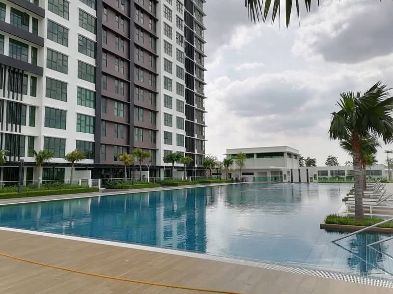 Condominium for Rent at Hillcrest Heights - Yi Jun - Exterior - PropertyGuru.com.my
