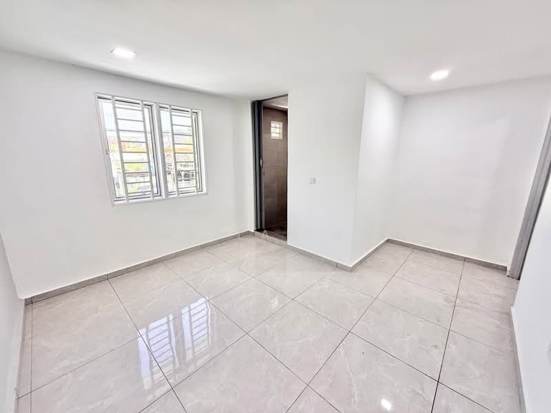 2.5-storey Terraced House for Sale in Petaling Jaya (Selangor) - Wan Azlan Ahmad - Interior - PropertyGuru.com.my