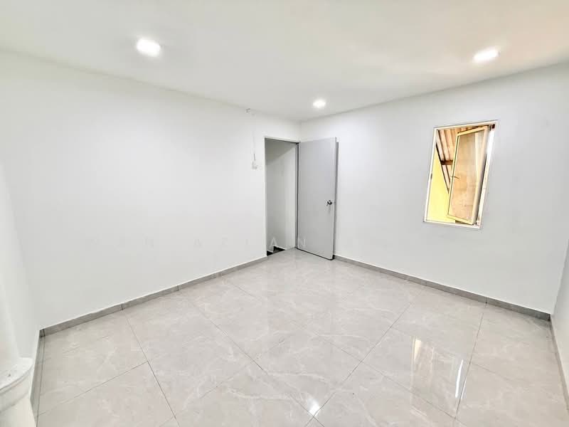 2.5-storey Terraced House for Sale in Petaling Jaya (Selangor) - Wan Azlan Ahmad - Interior - PropertyGuru.com.my
