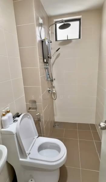 Condominium for Sale at Legendview - SK Luk - Bathroom - PropertyGuru.com.my