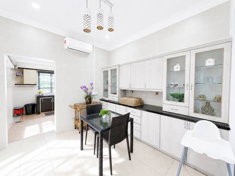 Rumah Teres 2 Tingkat untuk Dijual di Kota Damansara (Selangor) - Hazwan Mokhtar - Kitchen - PropertyGuru.com.my