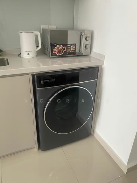 Servis Apartment untuk Disewa di BeCentral @ i-City - Victoria Ng - Kitchen - PropertyGuru.com.my
