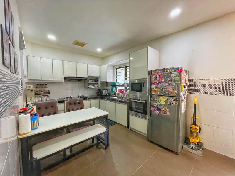 Rumah Teres untuk Dijual di Bandar Teknologi Kajang (Kajang) - Fauzi Abdullah - Kitchen - PropertyGuru.com.my