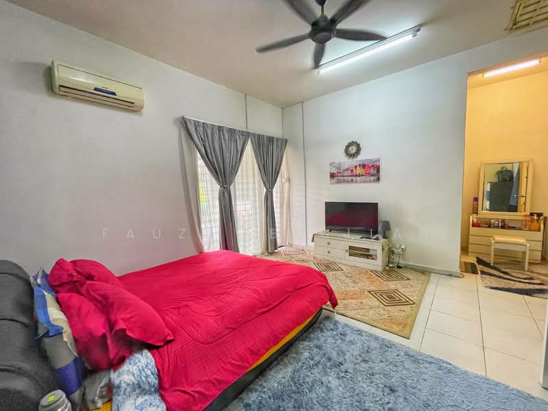 Rumah Teres untuk Dijual di Bandar Teknologi Kajang (Kajang) - Fauzi Abdullah - Bedroom - PropertyGuru.com.my