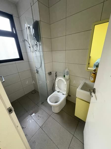Servis Apartment untuk Disewa di Conezion Residences - Jason Yap - Bathroom - PropertyGuru.com.my