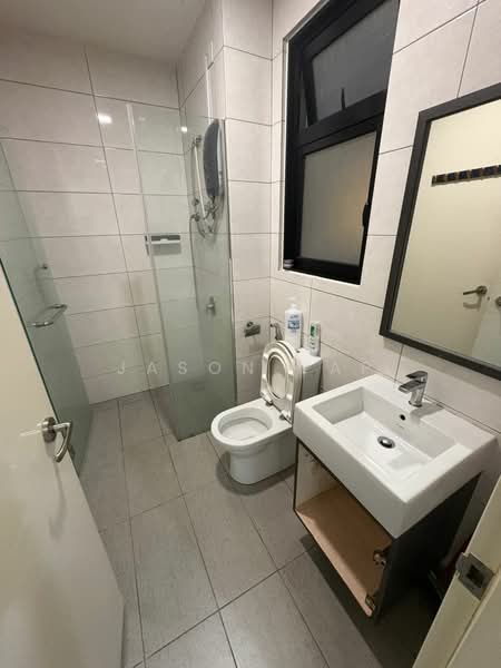 Servis Apartment untuk Disewa di Conezion Residences - Jason Yap - Bathroom - PropertyGuru.com.my