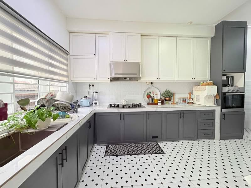 Rumah Teres 2 Tingkat untuk Dijual di Seksyen U11 (Shah Alam) - Isfarizal fazz - Kitchen - PropertyGuru.com.my