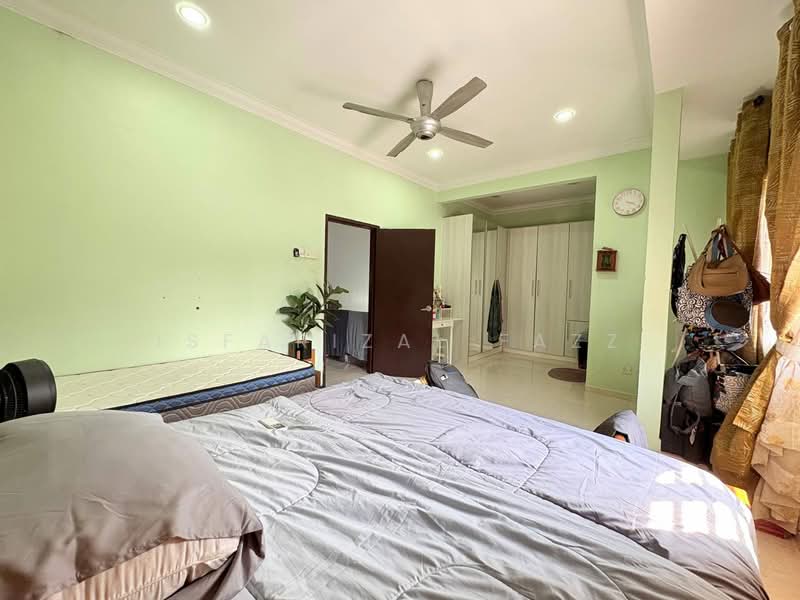 Rumah Teres 2 Tingkat untuk Dijual di Seksyen U11 (Shah Alam) - Isfarizal fazz - Bedroom - PropertyGuru.com.my