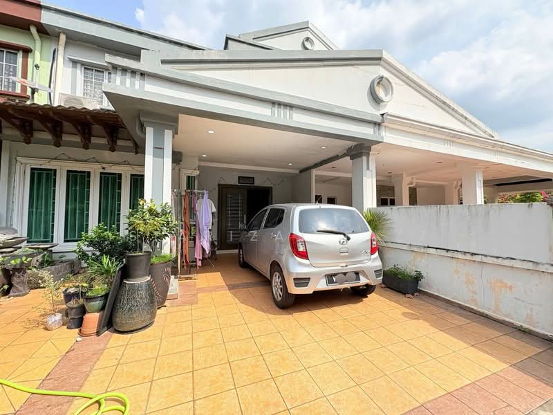 Rumah Teres 2 Tingkat untuk Dijual di Seksyen U11 (Shah Alam) - Isfarizal fazz - Exterior - PropertyGuru.com.my