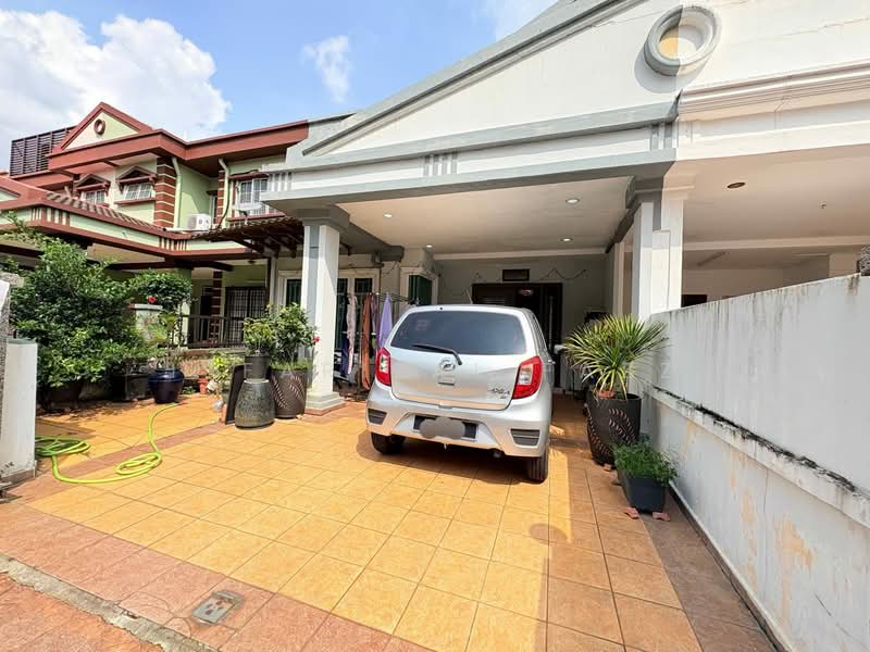 Rumah Teres 2 Tingkat untuk Dijual di Seksyen U11 (Shah Alam) - Isfarizal fazz - Exterior - PropertyGuru.com.my