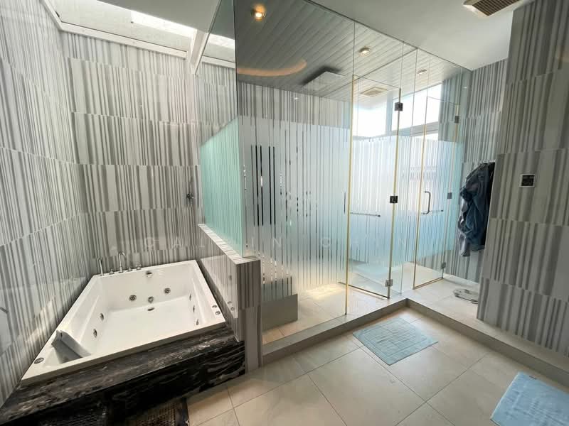 Bungalow for Sale in Ampang Jaya (Ampang) - calvin Chin - Bathroom - PropertyGuru.com.my