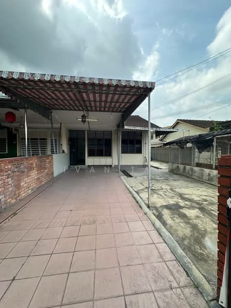 Rumah Teres 1 Tingkat untuk Dijual di Taman Canning (Ipoh) - Ivan Tai - Exterior - PropertyGuru.com.my