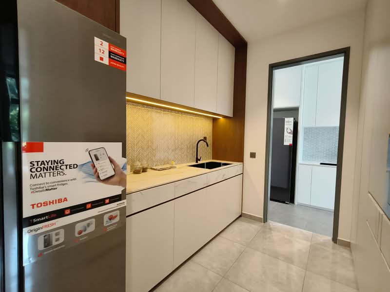 Cluster House for Sale in Bandar Baru Permas Jaya (Permas Jaya) - Zoe Lee - Kitchen - PropertyGuru.com.my
