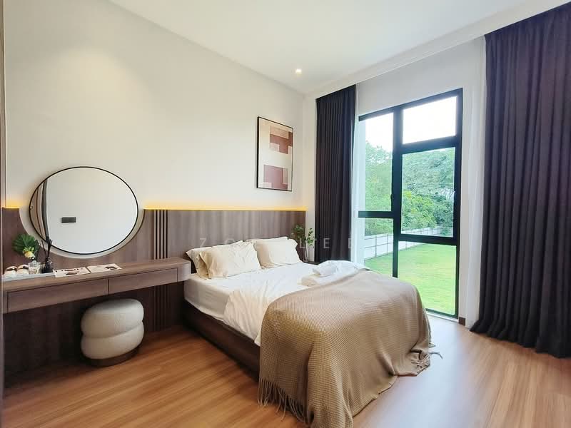 Cluster House for Sale in Bandar Baru Permas Jaya (Permas Jaya) - Zoe Lee - Bedroom - PropertyGuru.com.my