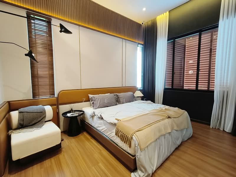 Cluster House for Sale in Bandar Baru Permas Jaya (Permas Jaya) - Zoe Lee - Bedroom - PropertyGuru.com.my