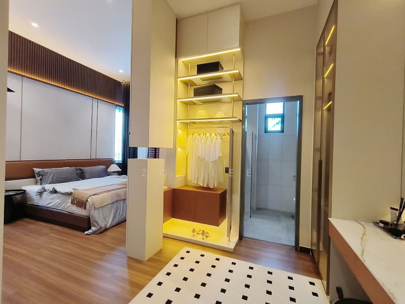 Cluster House for Sale in Bandar Baru Permas Jaya (Permas Jaya) - Zoe Lee - Bedroom - PropertyGuru.com.my