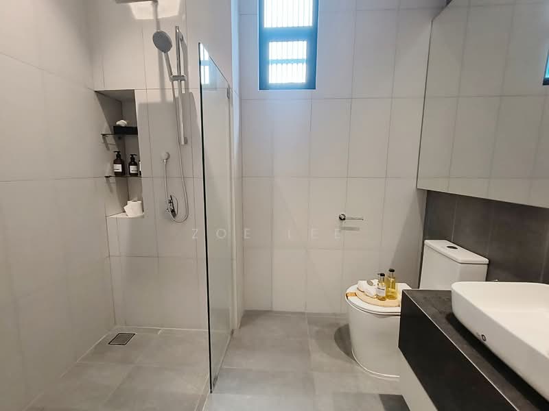 Cluster House for Sale in Bandar Baru Permas Jaya (Permas Jaya) - Zoe Lee - Bathroom - PropertyGuru.com.my