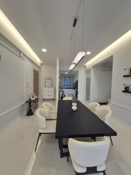 Servis Apartment untuk Disewa di Sapphire Paradigm - Jason Toh - Dining Room - PropertyGuru.com.my