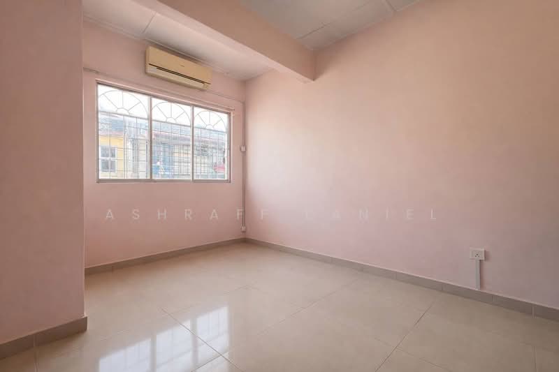 2-storey Terraced House for Sale in Taman Mastiara (Jalan Ipoh) - Ashraff Daniel - PropertyGuru.com.my