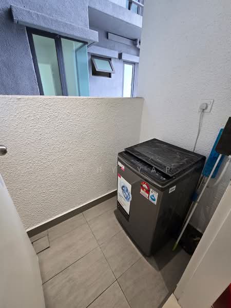 Servis Apartment untuk Disewa di UNIO Residence - Kathy Yap - Balcony - PropertyGuru.com.my