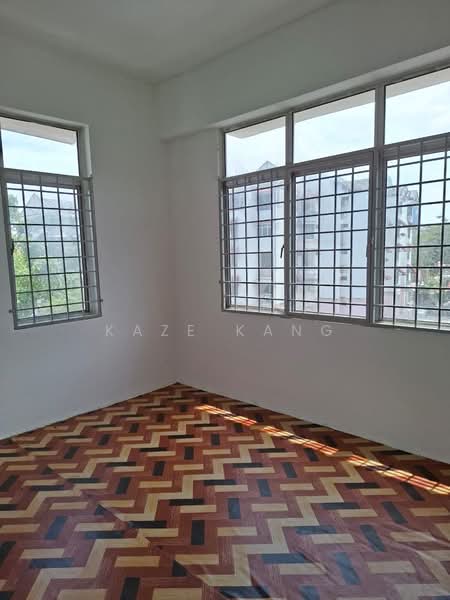 For Rent - Taman Bunga Merah