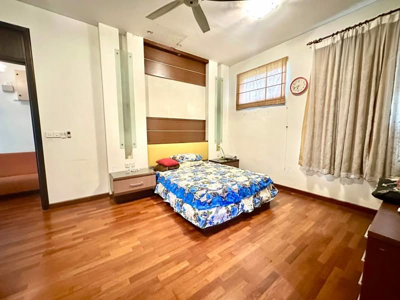 2-storey Terraced House for Sale in Bukit Jelutong (Shah Alam) - Isfarizal fazz - Bedroom - PropertyGuru.com.my