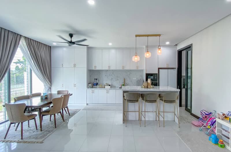 3-storey Terraced House for Sale in Denai Alam (Shah Alam) - Ashraff Daniel - Kitchen - PropertyGuru.com.my