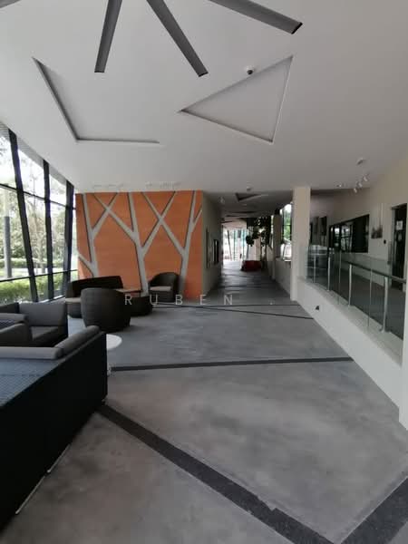 2-storey Terraced House for Sale in Cyberjaya (Selangor) - Ruben . - Lobby - PropertyGuru.com.my