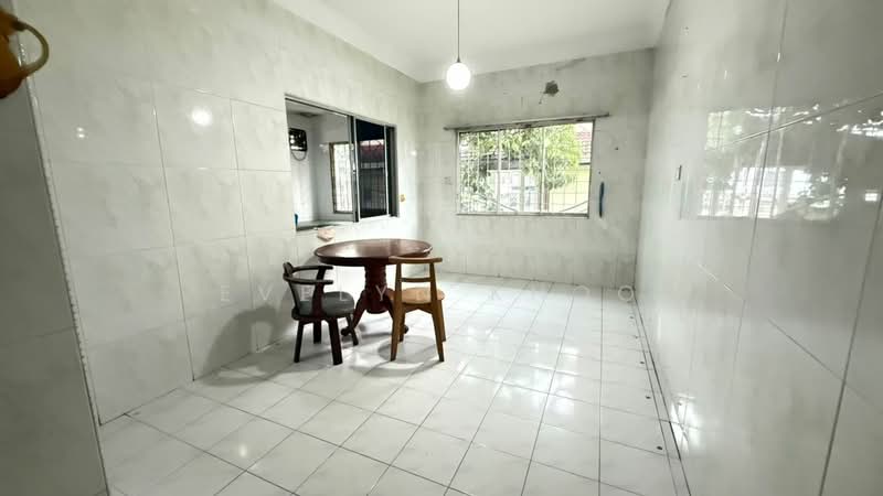 Bungalow for Rent in New Green Park (Rawang) - Evelyn Khoo - Dining Room - PropertyGuru.com.my