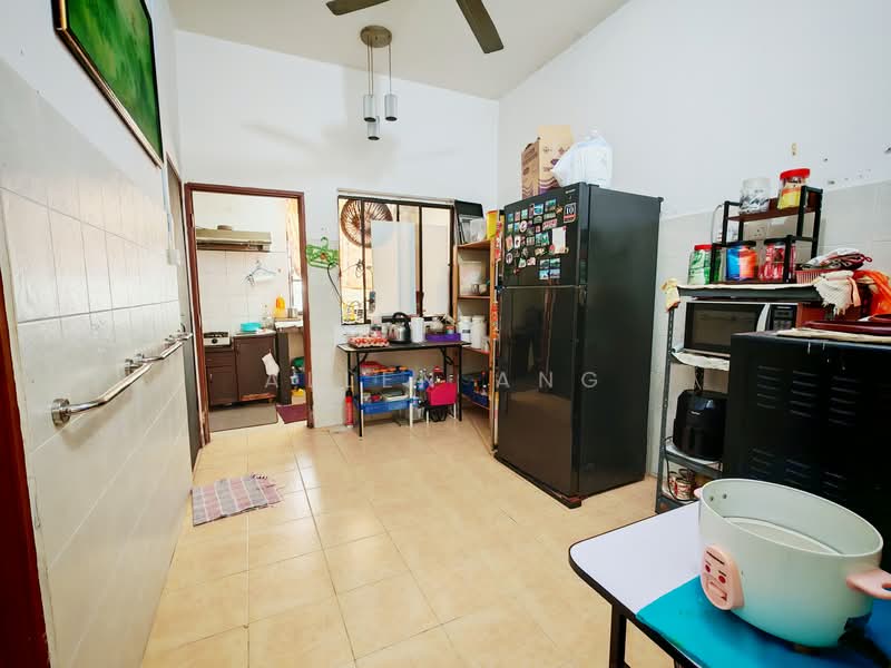 2-storey Terraced House for Sale in Taman Puncak Perdana (Shah Alam) - Allen Ang - Kitchen - PropertyGuru.com.my