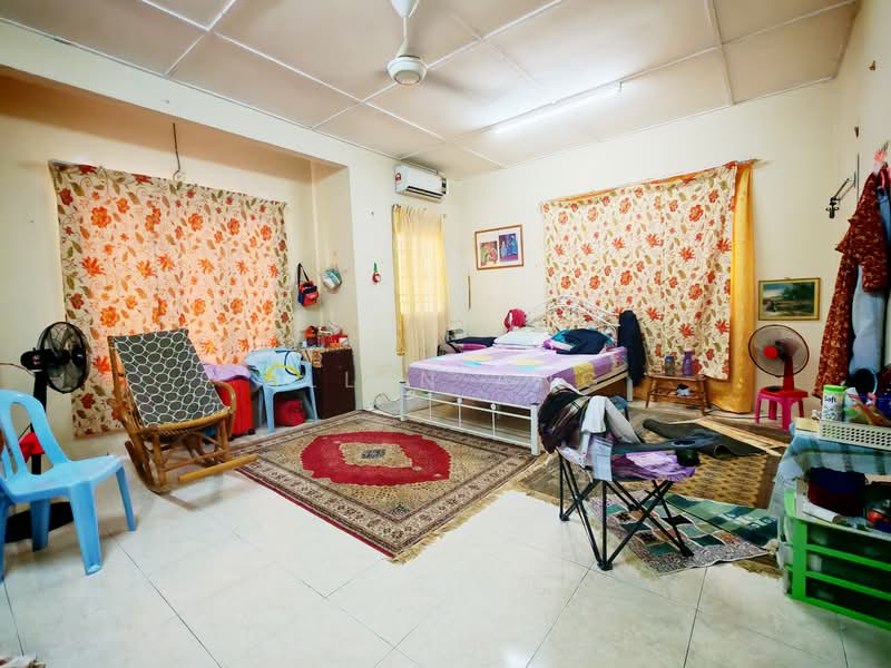 2-storey Terraced House for Sale in Taman Puncak Perdana (Shah Alam) - Allen Ang - Bedroom - PropertyGuru.com.my
