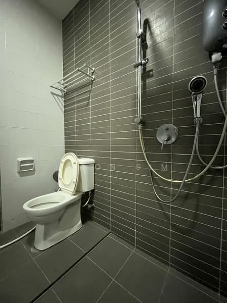 Service Residence for Rent at Palazio - Jason Sim - Bathroom - PropertyGuru.com.my