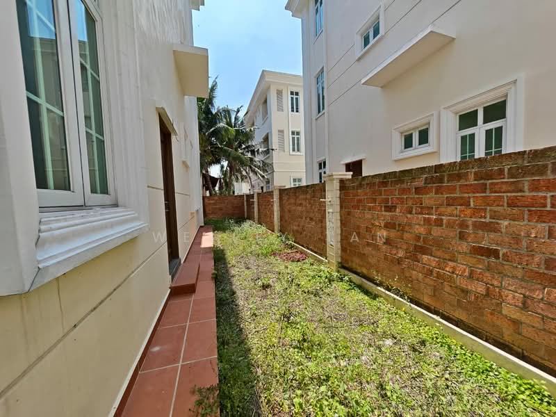Rumah Banglo untuk Dijual di Taman Kota Syahbandar (Melaka City) - Wesley Tan - Exterior - PropertyGuru.com.my