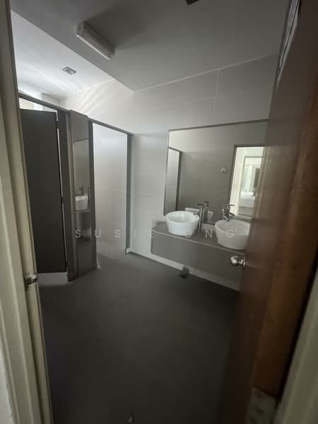 Shop / Office for Sale in Sungai Besi (Kuala Lumpur) - Susie Ong - Bathroom - PropertyGuru.com.my