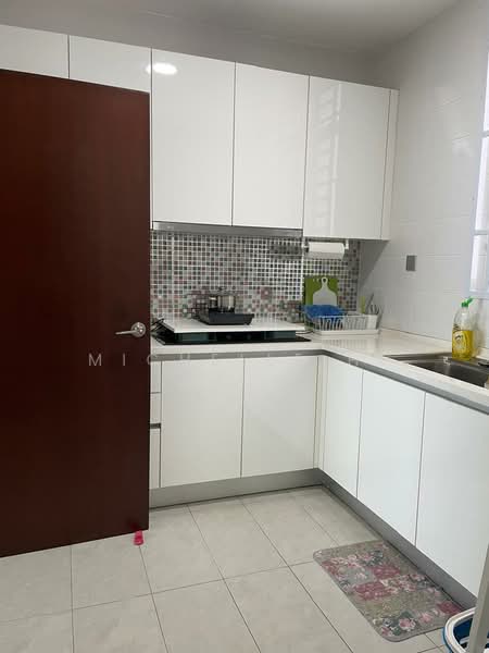 Service Residence for Sale at Paragon Residences @ Straits View - Michelle He - Kitchen - PropertyGuru.com.my