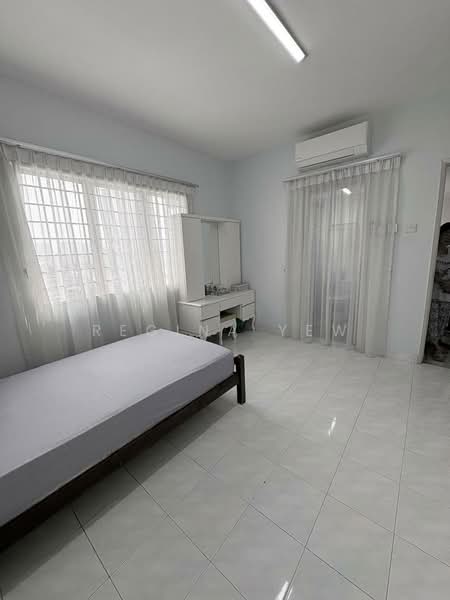 Condominium for Sale at Endah Villa - Regina Yew - Bedroom - PropertyGuru.com.my
